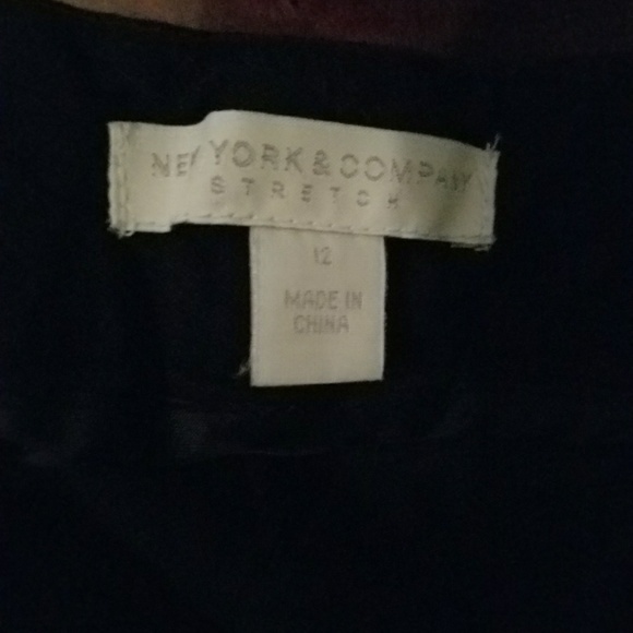 Black capris - Picture 3 of 3